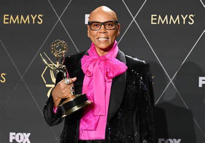 Is RuPaul's Drag Race judge Carson Kressley married? The US Sun